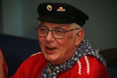 Auf.Hat_.20-29